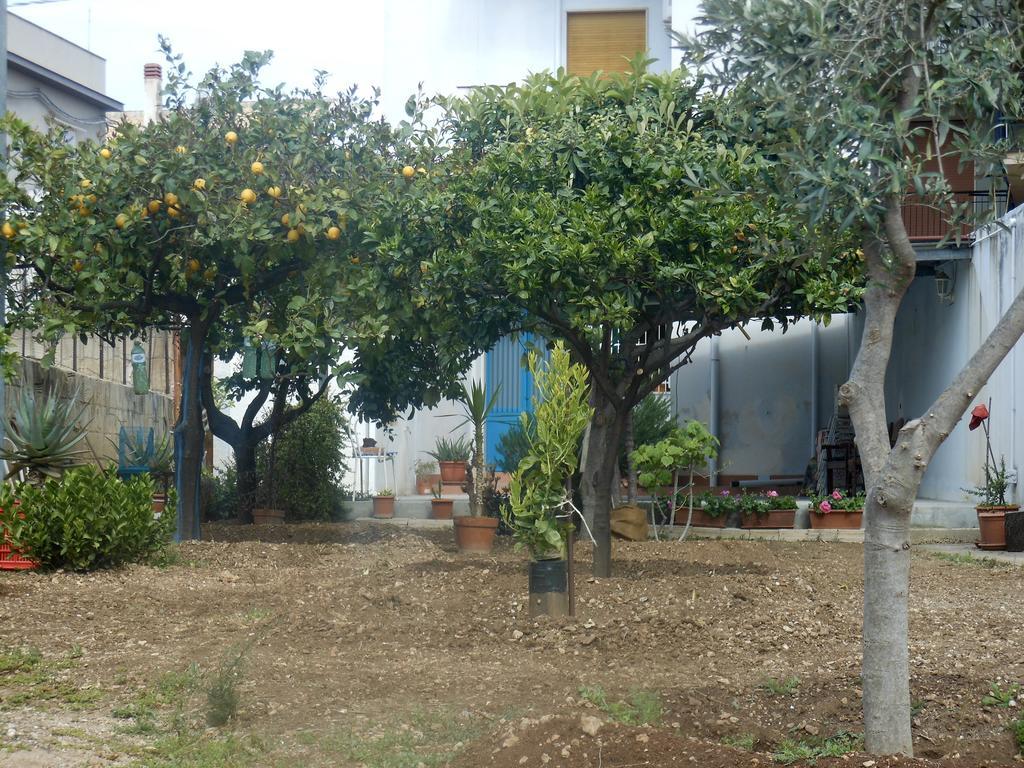 Il Giardino Del Corso Apartment Avola Exterior photo